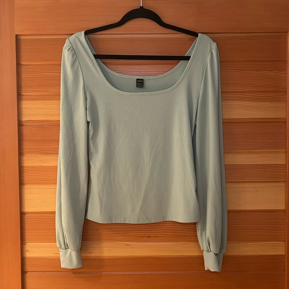 Sage green, lantern sleeve top. Size large. Never worn!